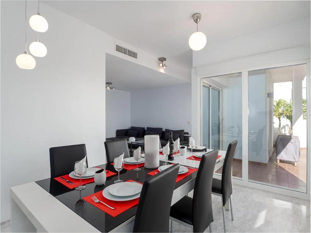 2051-New 3 Bedrooms On Golf 에스테포나 0*,  스페인