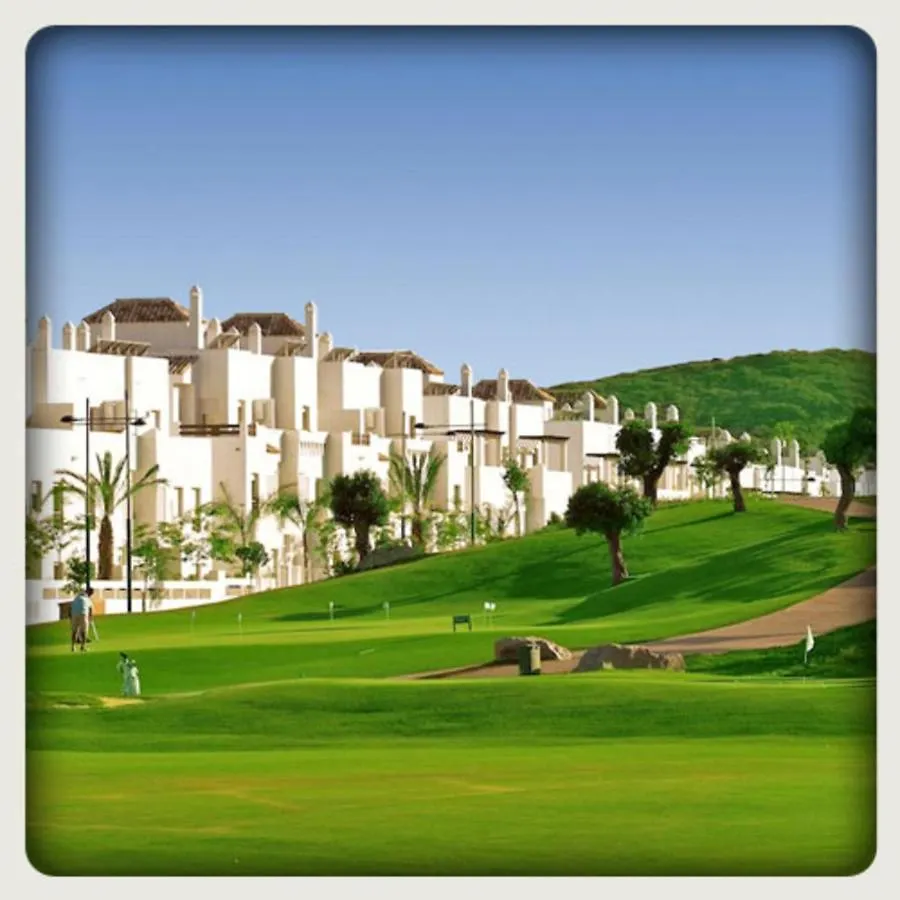 아파트 2051-New 3 Bedrooms On Golf 에스테포나